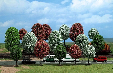Blommande träd 18 st, ca 4 - 7 cm N/Z